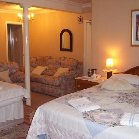 Roxburghe Guest House Кинросс Экстерьер фото