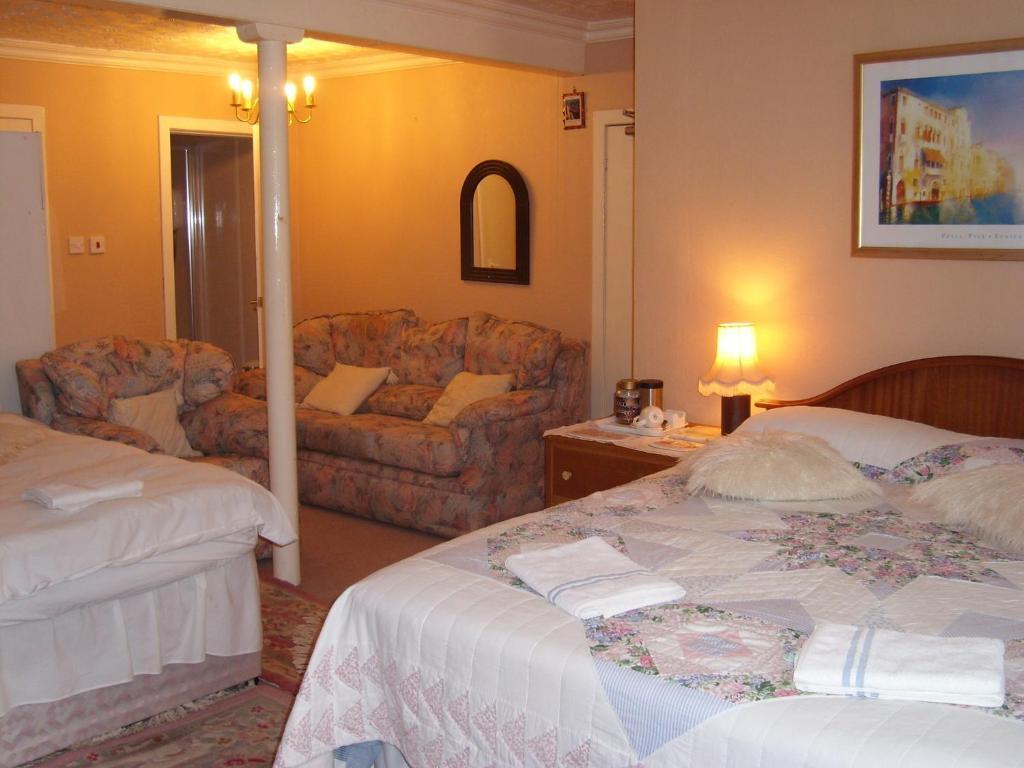 Roxburghe Guest House Кинросс Экстерьер фото